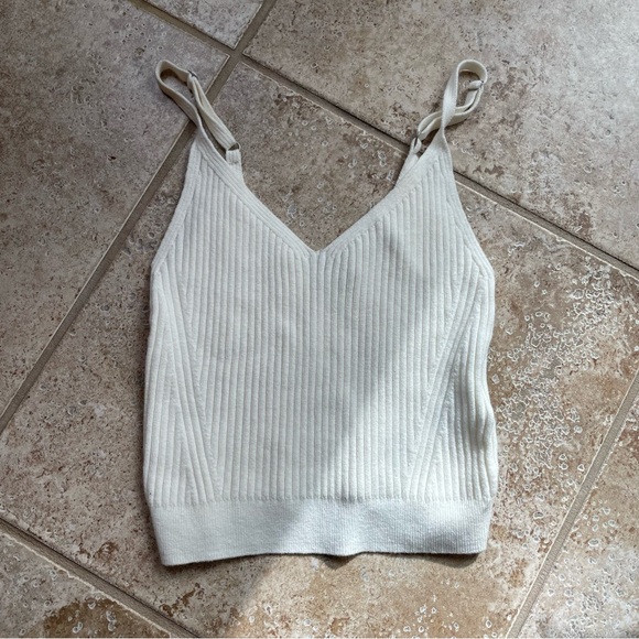 A&F Ribbed White Tank - Picture 1 of 3
